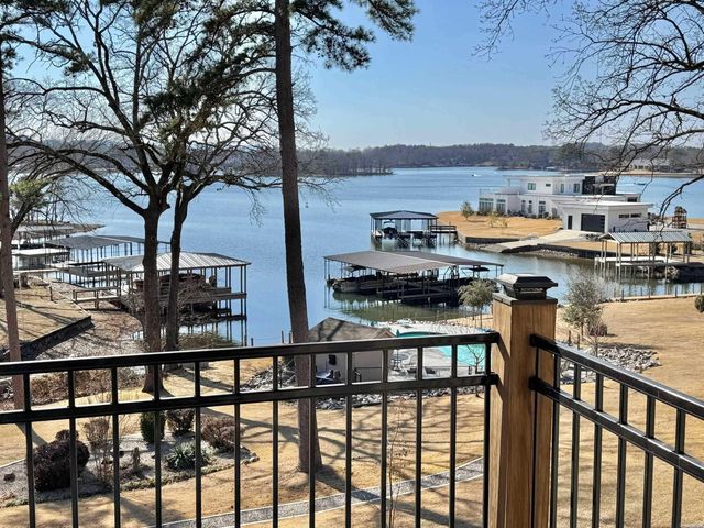 208 Daffodil St Apt B4, Hot Springs, AR 71913