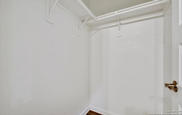 1303 Lombrano St, San Antonio, TX 78207