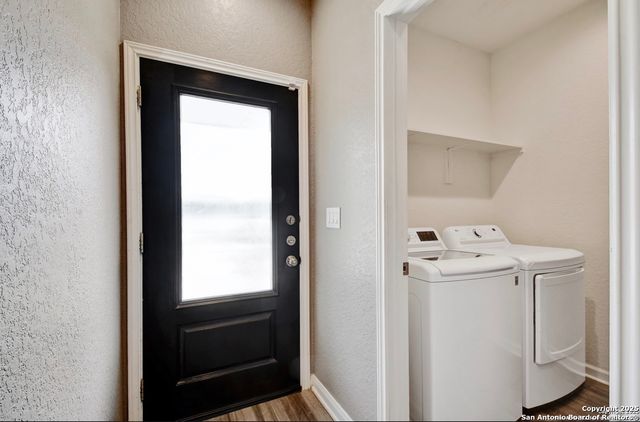 1303 Lombrano St, San Antonio, TX 78207