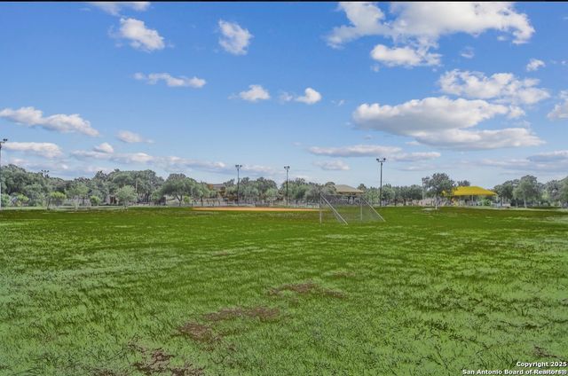 1303 Lombrano St, San Antonio, TX 78207