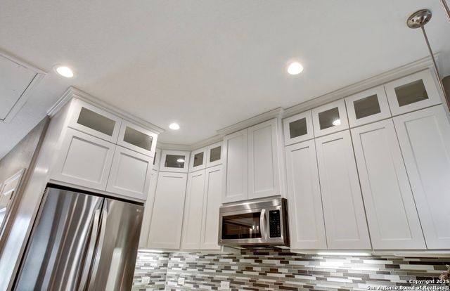 1303 Lombrano St, San Antonio, TX 78207