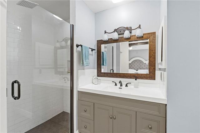 10014 Rosehill Road, Lenexa, KS 66215
