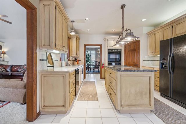 1308 Burnham Court, Edmond, OK 73025