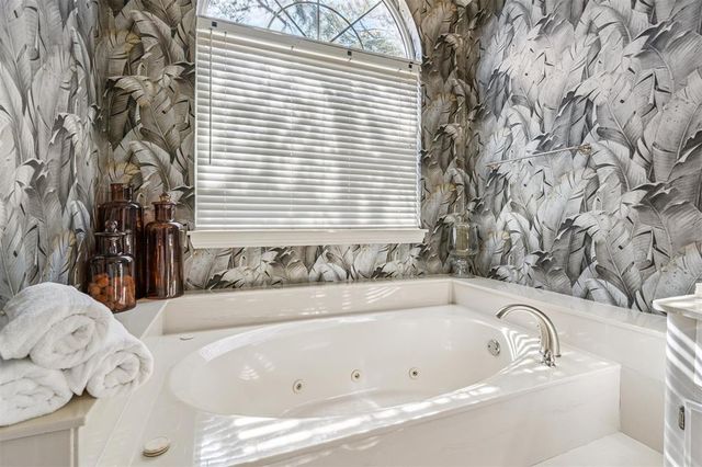 1308 Burnham Court, Edmond, OK 73025