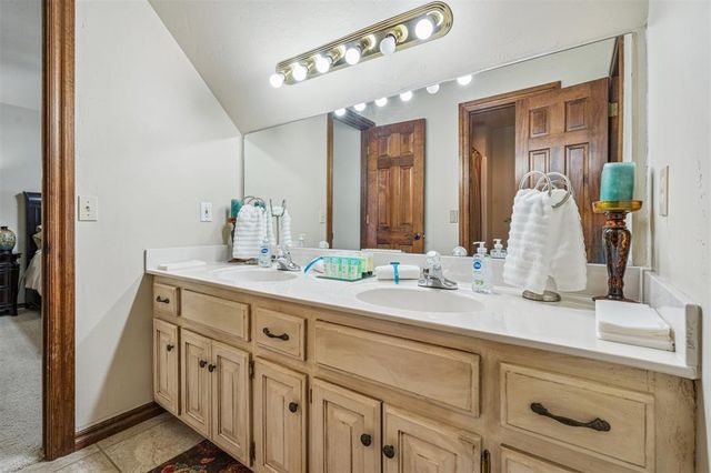 1308 Burnham Court, Edmond, OK 73025