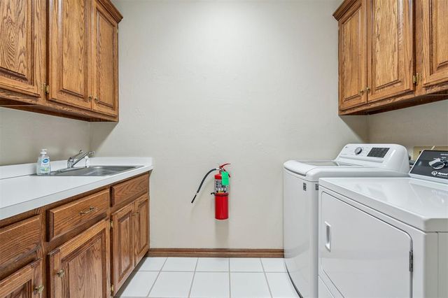 1308 Burnham Court, Edmond, OK 73025