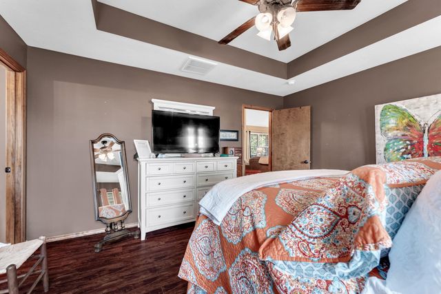 512 Rice Street, Clever, MO 65631