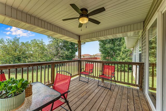 512 Rice Street, Clever, MO 65631