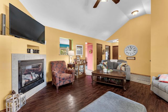 512 Rice Street, Clever, MO 65631