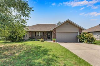 512 Rice Street, Clever, MO 65631