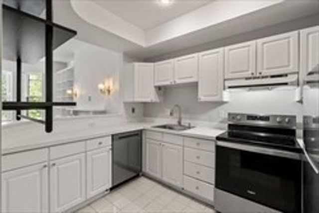 333 Beacon Street 3, Boston, MA 02116