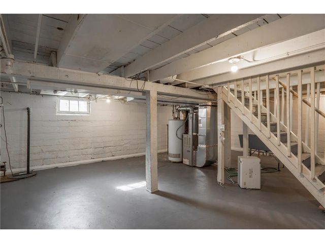 1002 Lowry Ave N, Minneapolis, MN 55411