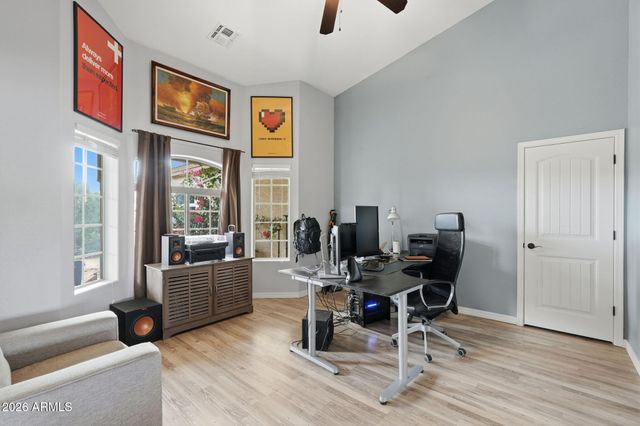 44614 N 20TH Street, New River, AZ 85087