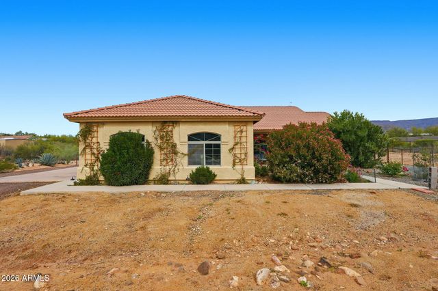 44614 N 20TH Street, New River, AZ 85087