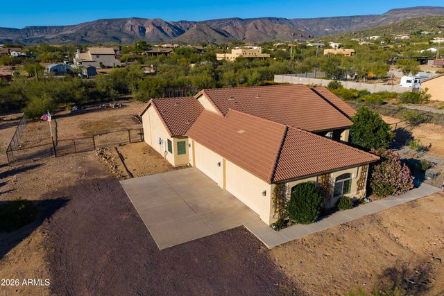 44614 N 20TH Street, New River, AZ 85087