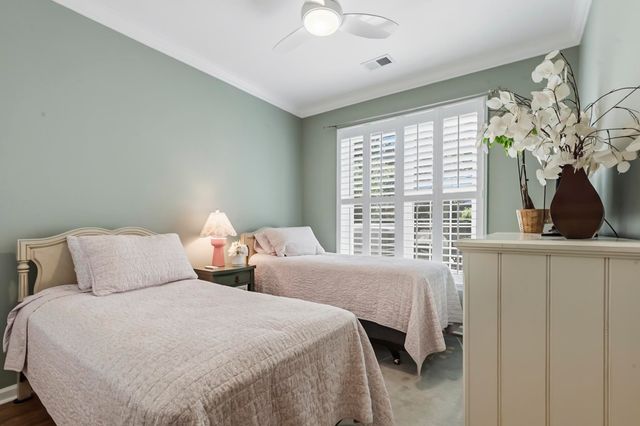 5915 Mossy Oaks Dr., North Myrtle Beach, SC 29582