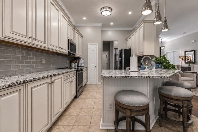 5915 Mossy Oaks Dr., North Myrtle Beach, SC 29582