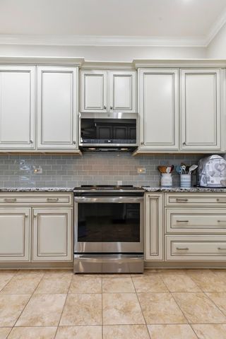 5915 Mossy Oaks Dr., North Myrtle Beach, SC 29582