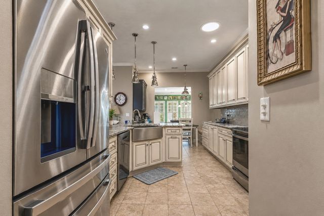 5915 Mossy Oaks Dr., North Myrtle Beach, SC 29582