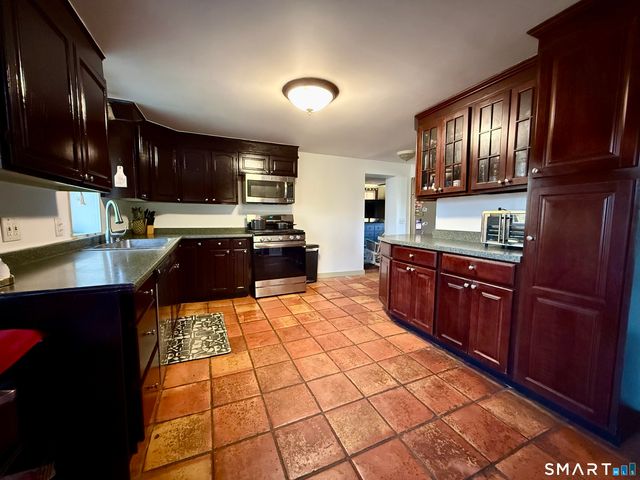 61 Crane Road, Ellington, CT 06029