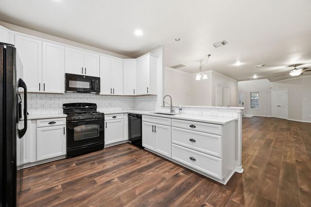 2865 Westhollow Drive 2, Houston, TX 77082
