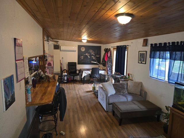 318 Riverside Drive, Klamath Falls, OR 97601