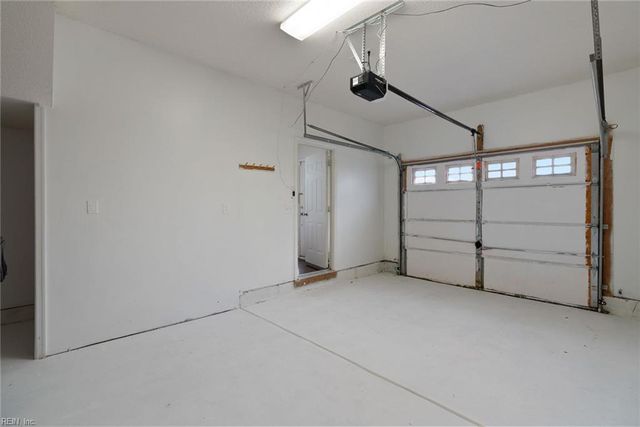 1705 Sawgrass LN, Portsmouth, VA 23703