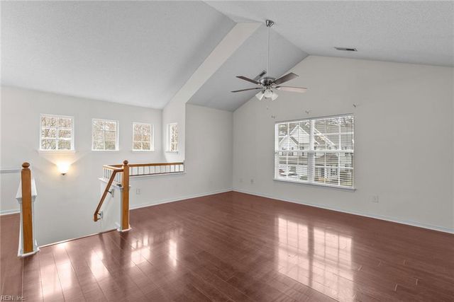 1705 Sawgrass LN, Portsmouth, VA 23703