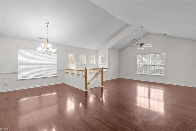 1705 Sawgrass LN, Portsmouth, VA 23703