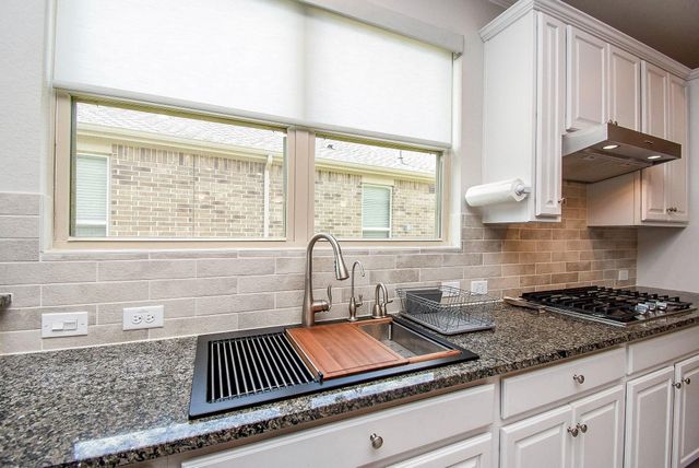 547 Emory Peak Drive, Richmond, TX 77469