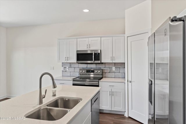 8191 E Cricket Song Trail, Tucson, AZ 85730