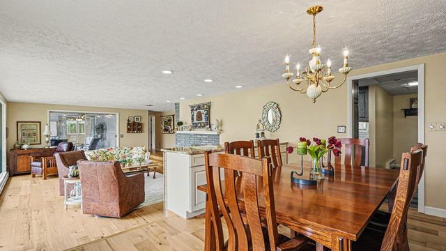 1607 E Putnam Drive, Midland, MI 48640