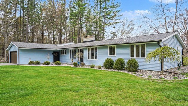 1607 E Putnam Drive, Midland, MI 48640