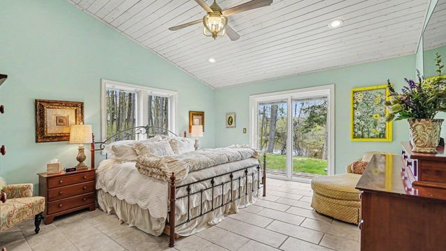 1607 E Putnam Drive, Midland, MI 48640