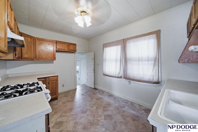 1031 E 10th Street, Fremont, NE 68025