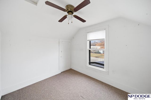 1031 E 10th Street, Fremont, NE 68025