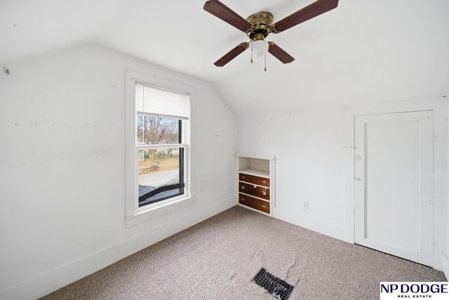 1031 E 10th Street, Fremont, NE 68025