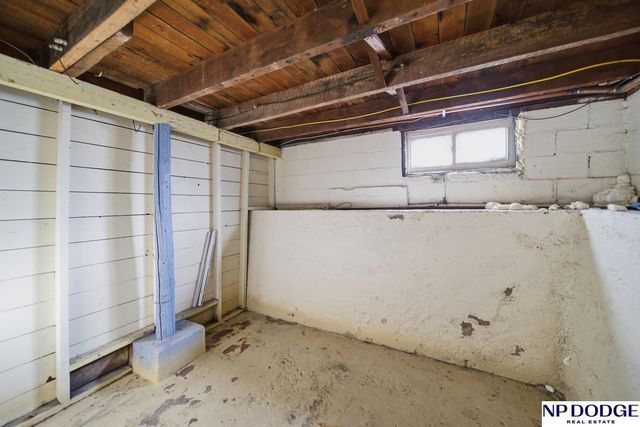 1031 E 10th Street, Fremont, NE 68025