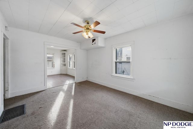 1031 E 10th Street, Fremont, NE 68025