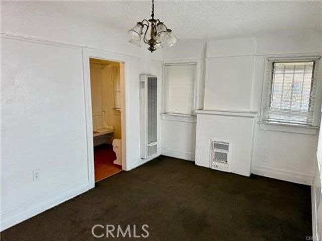 726 W 76th, Los Angeles, CA 90044