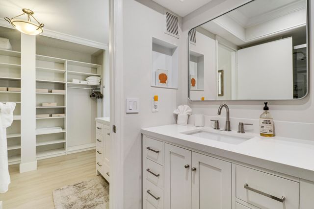 438 Brackenwood Lane S, Palm Beach Gardens, FL 33418