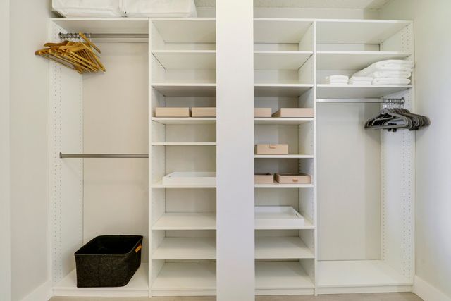 438 Brackenwood Lane S, Palm Beach Gardens, FL 33418