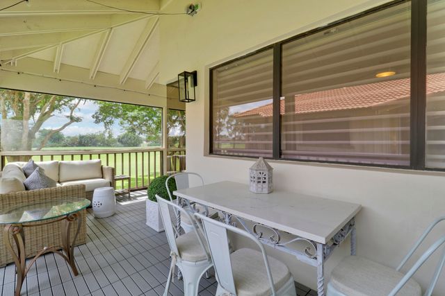 438 Brackenwood Lane S, Palm Beach Gardens, FL 33418