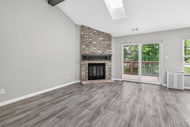 1034 Windstream Drive 14, St Peters, MO 63376