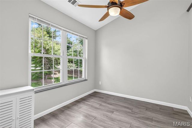 1034 Windstream Drive 14, St Peters, MO 63376