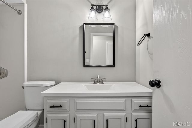 1034 Windstream Drive 14, St Peters, MO 63376
