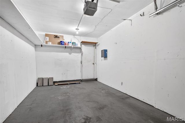 1034 Windstream Drive 14, St Peters, MO 63376