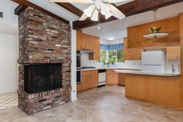 2325 Caracas Street, La Crescenta, CA 91214