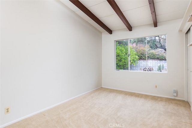 2325 Caracas Street, La Crescenta, CA 91214