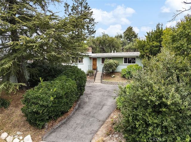 2325 Caracas Street, La Crescenta, CA 91214